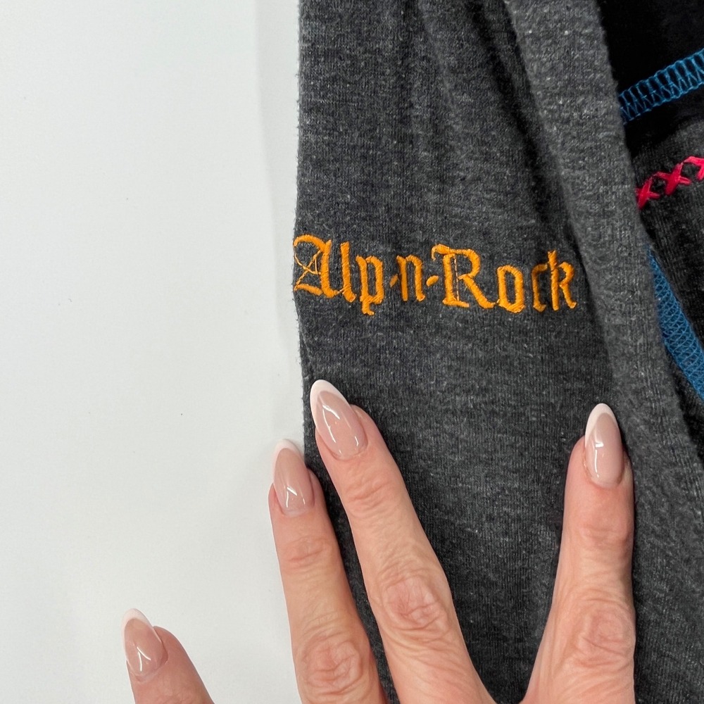 Alp-n-Rock. Henley Top, Women, S, Grey, Embroidered Long Sleeve Colorblock - Picture 5 of 8